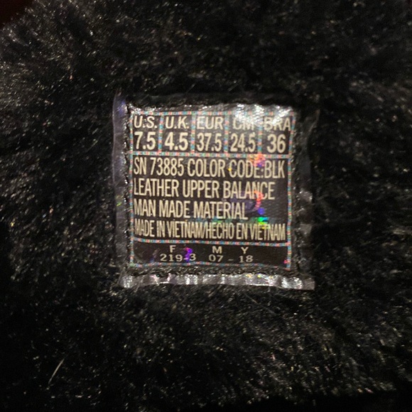 skechers womens alba- high hugs, size 7.5 suede winter boots, worn once - Picture 2 of 5